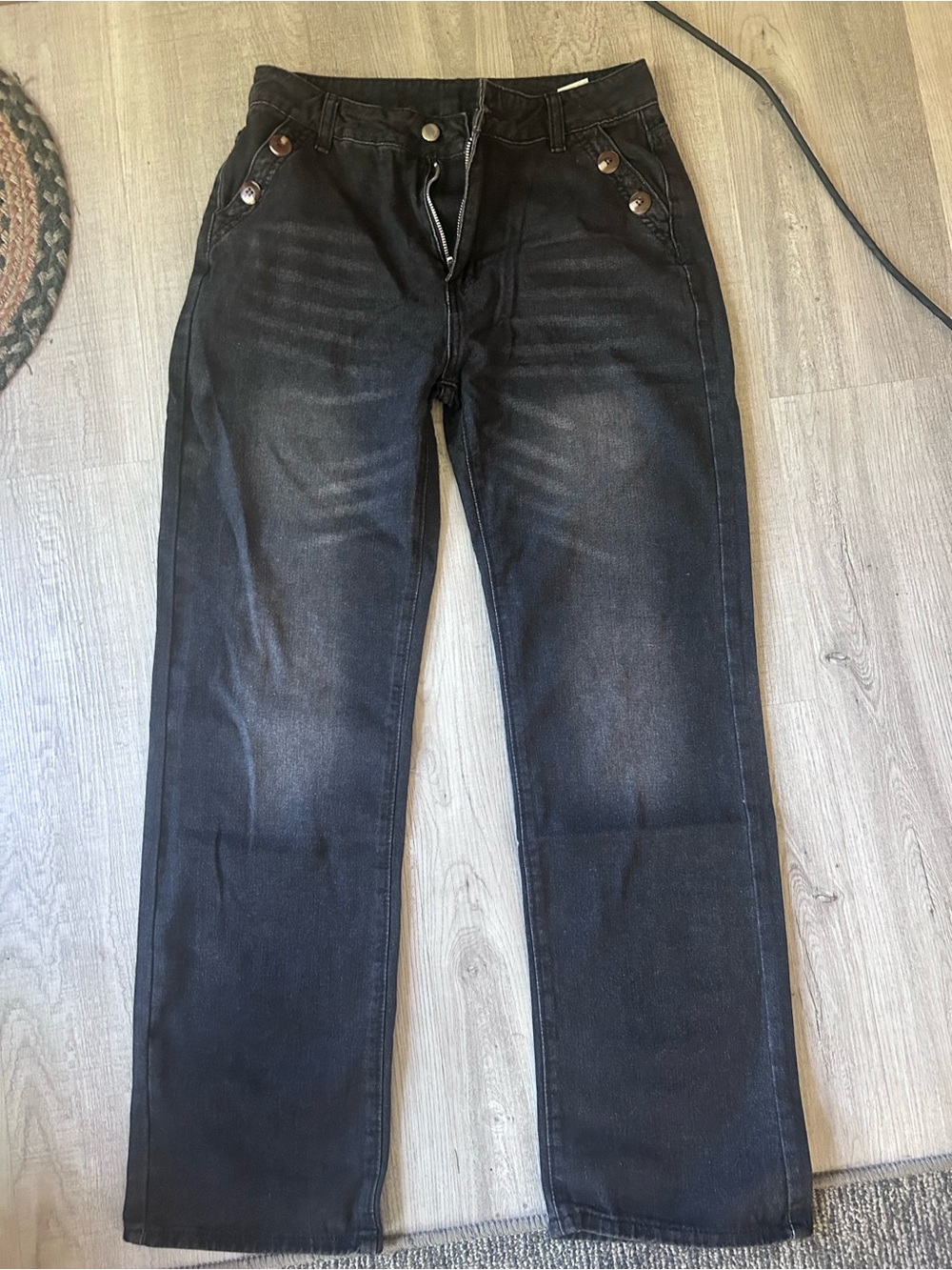 Classic Black women’sStraight-Leg Jeans